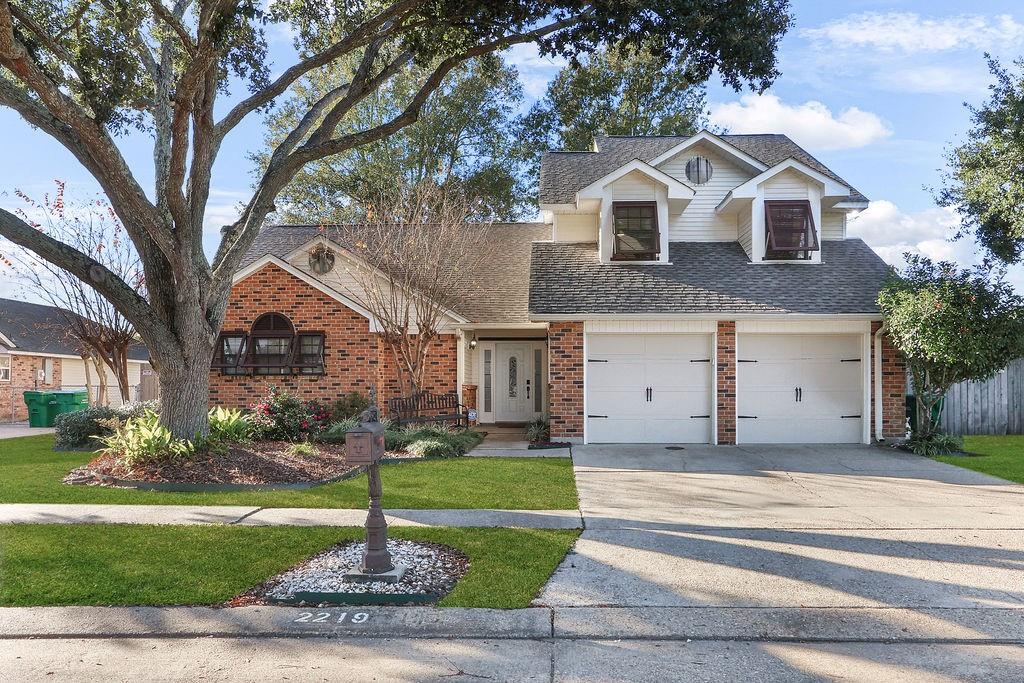 2219 LAUREL VALLEY Drive