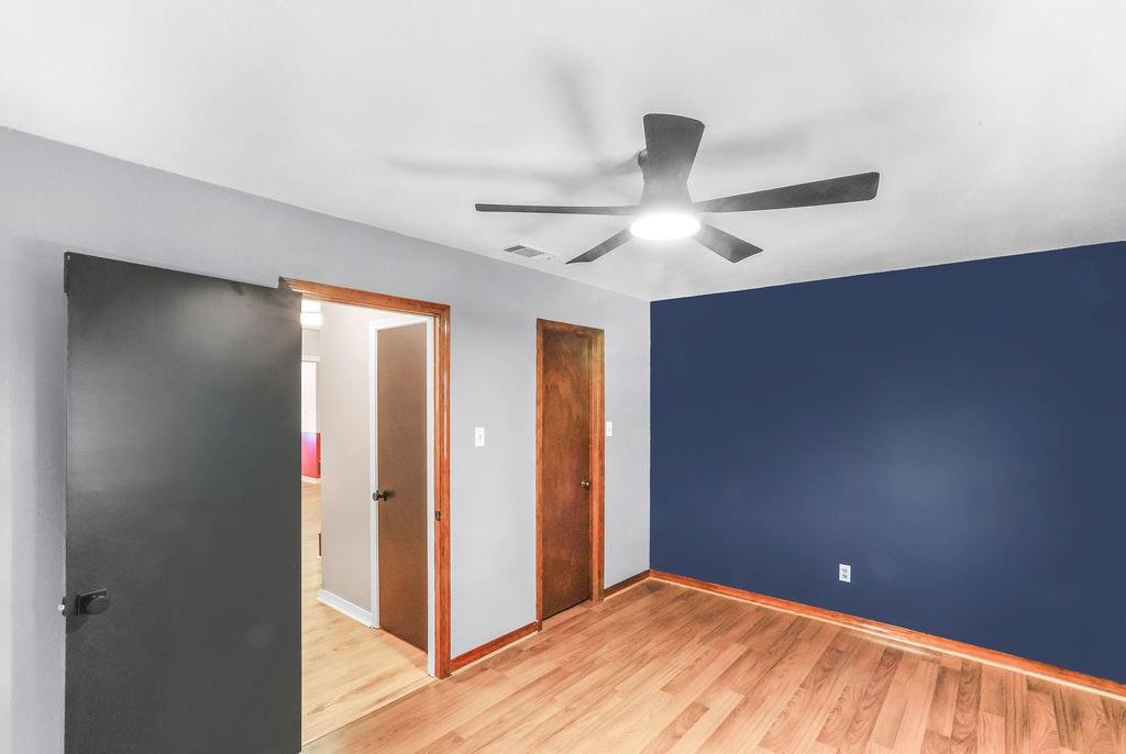 2219 LAUREL VALLEY Drive