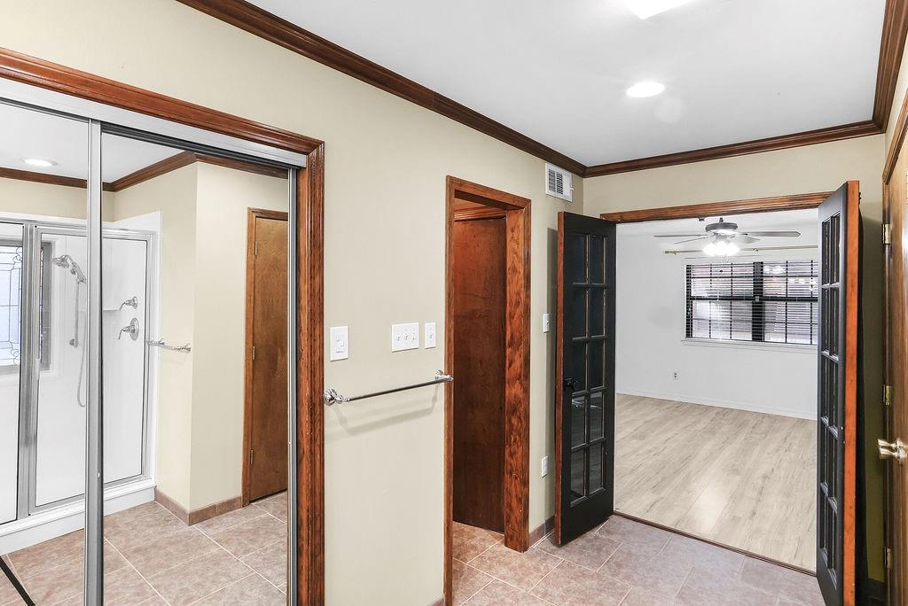 2219 LAUREL VALLEY Drive