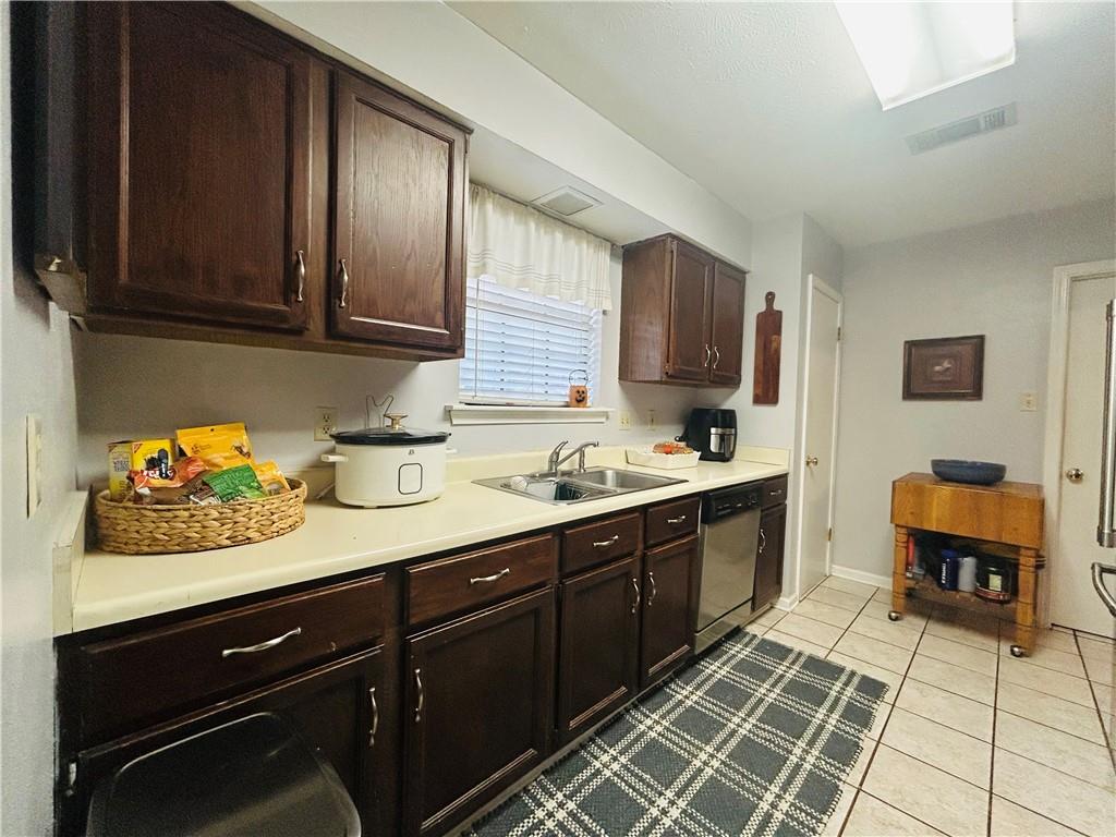 329 LONGVIEW Drive