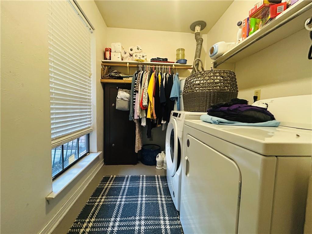 329 LONGVIEW Drive