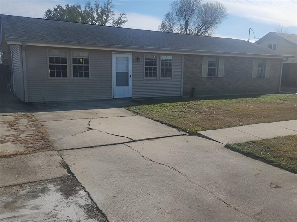 303 BELLAIRE Drive