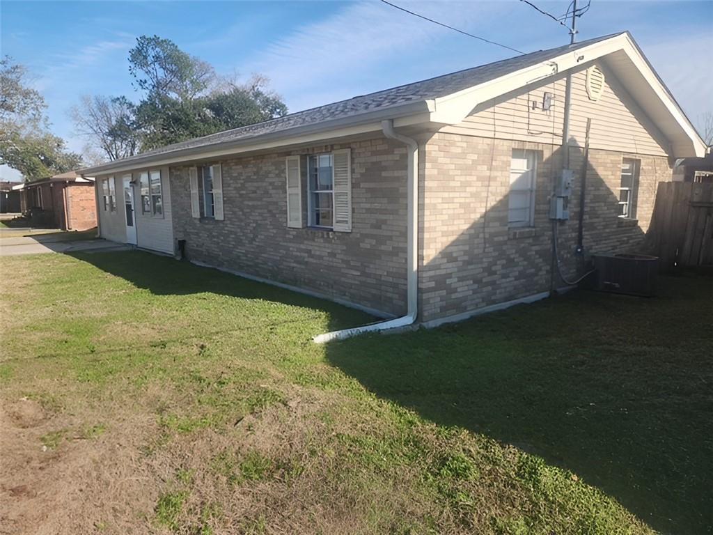303 BELLAIRE Drive