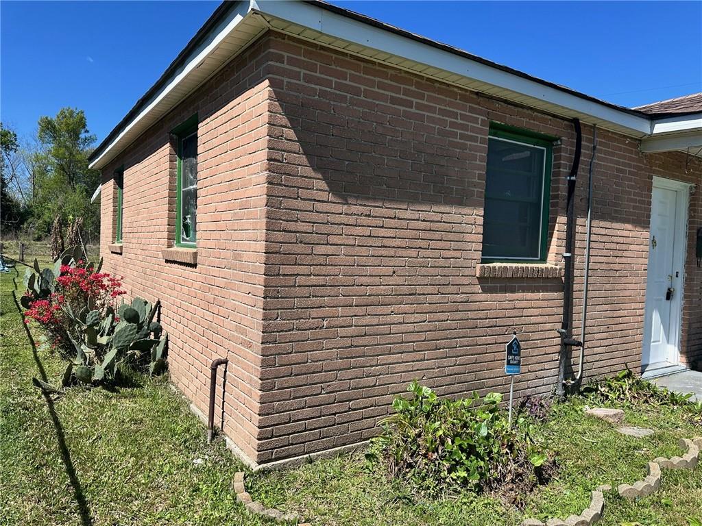 407 POLLOCK Place
