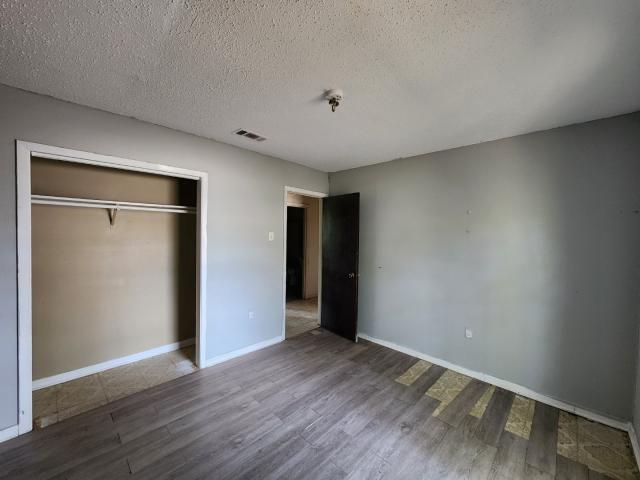6040 W PERIMETER Drive