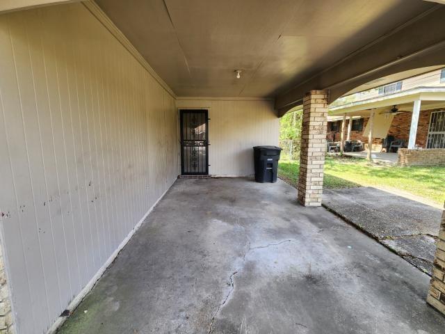 6040 W PERIMETER Drive