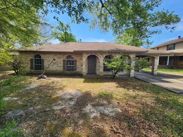 6040 W PERIMETER Drive