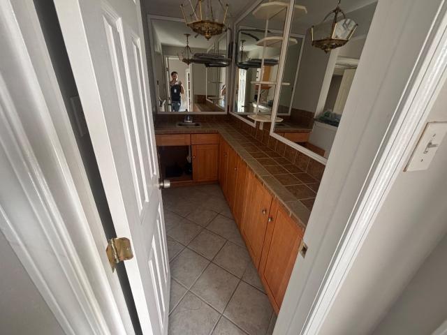 3228 VERONICA Drive