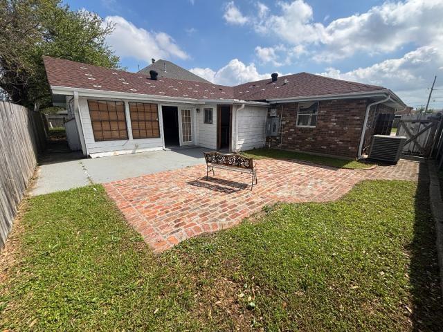 3228 VERONICA Drive