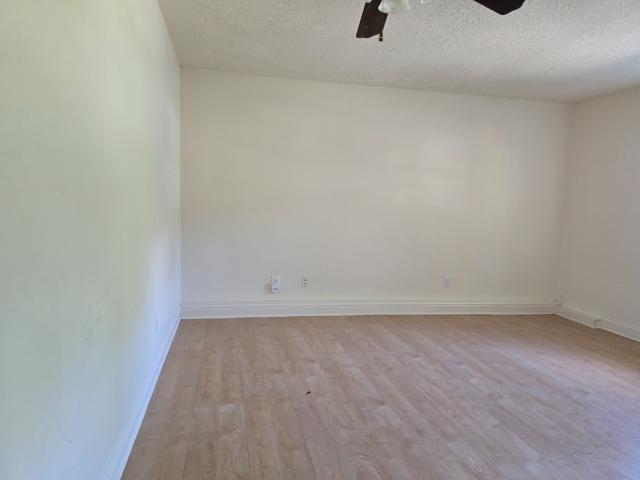 106 HEMLOCK Court
