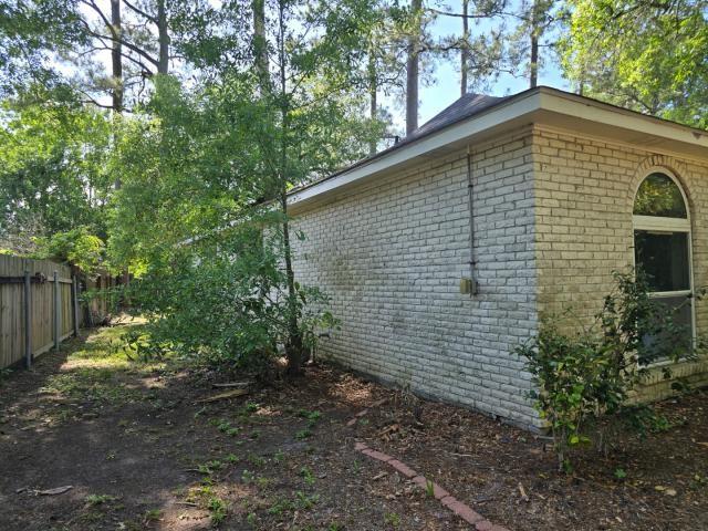 106 HEMLOCK Court