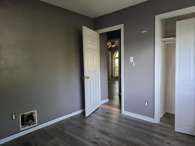 106 HEMLOCK Court