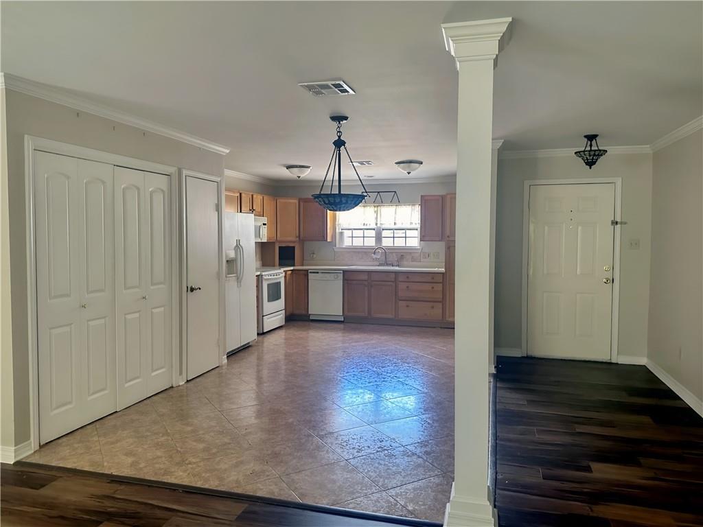 668 CAMERON Court