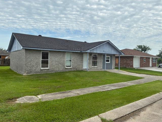 2080 CARVER Drive