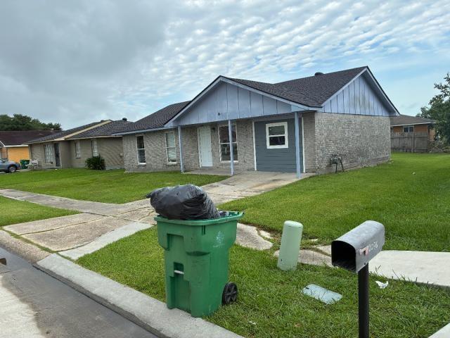 2080 CARVER Drive