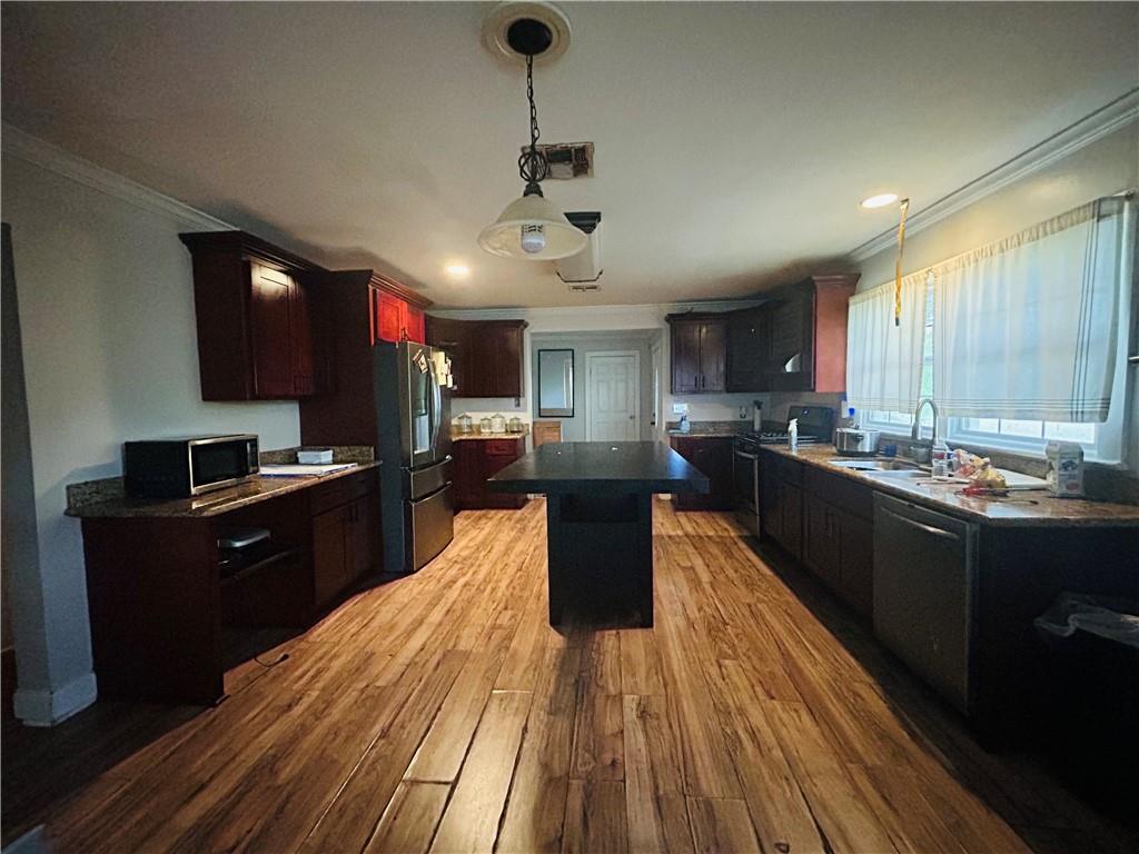3701 RIVER Road