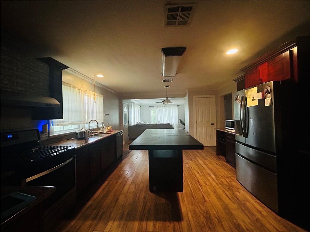 3701 RIVER Road