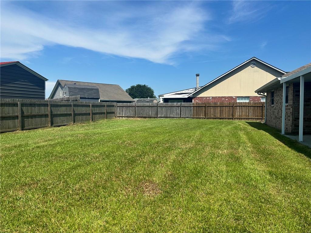 11 RIDGEWOOD Drive