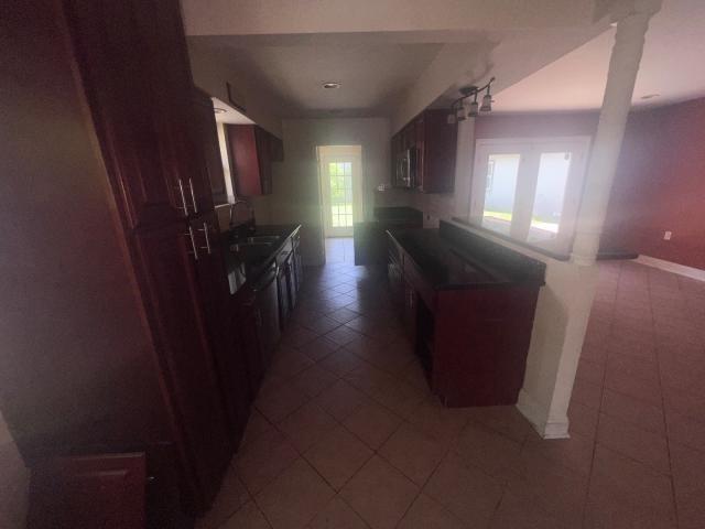 10200 FLOSSMOOR Drive