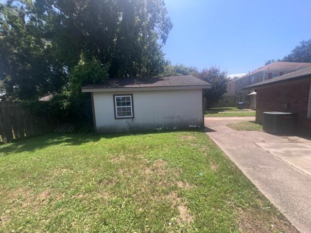 10200 FLOSSMOOR Drive