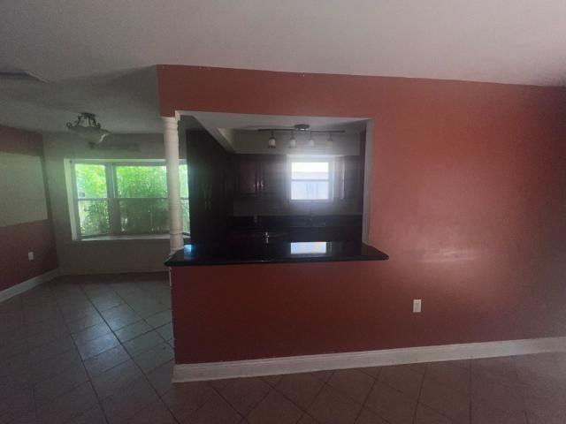 10200 FLOSSMOOR Drive
