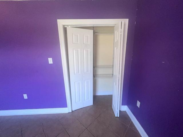 10200 FLOSSMOOR Drive