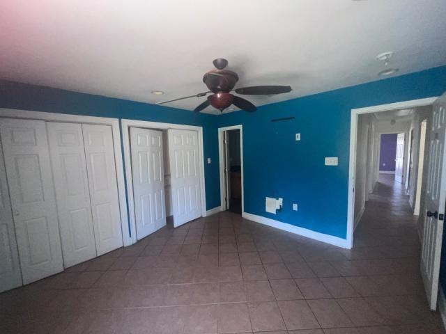 10200 FLOSSMOOR Drive