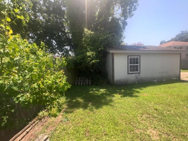 10200 FLOSSMOOR Drive