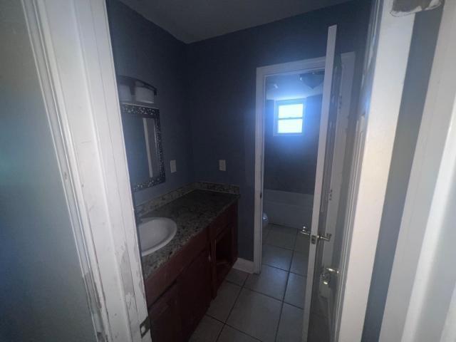 10200 FLOSSMOOR Drive