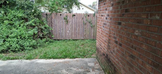 433 E MAPLE Loop