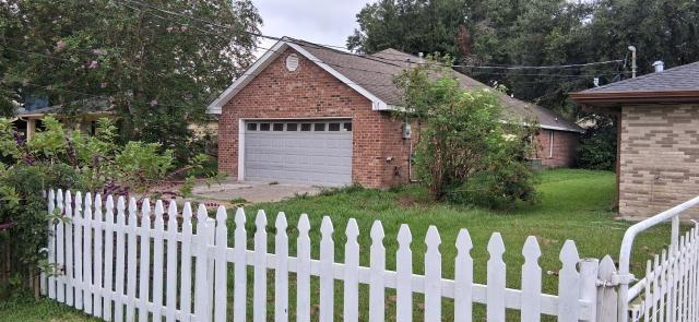 433 E MAPLE Loop