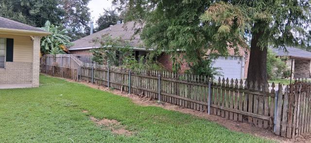 433 E MAPLE Loop