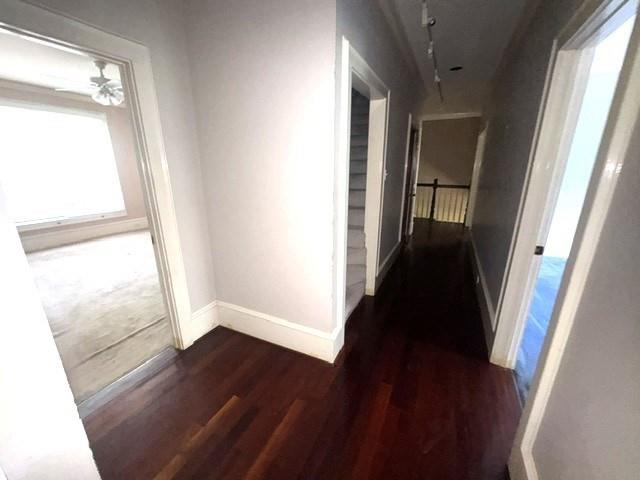 1 ROSEDOWN Court