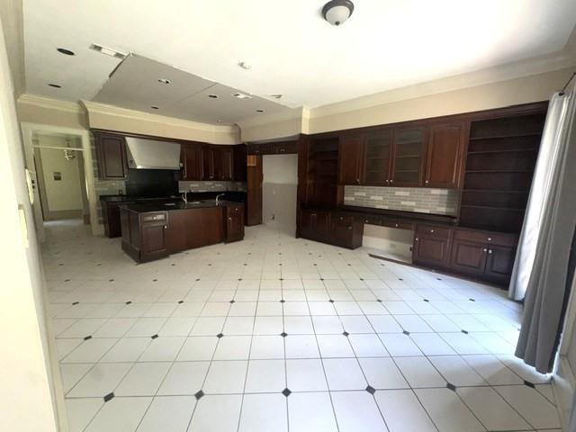 1 ROSEDOWN Court