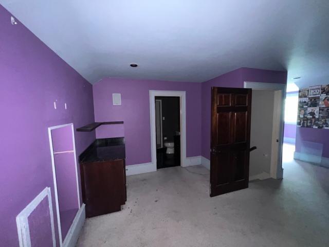 1 ROSEDOWN Court