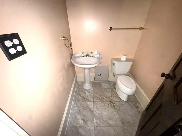 1 ROSEDOWN Court