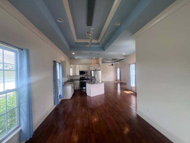627 GORDON Street