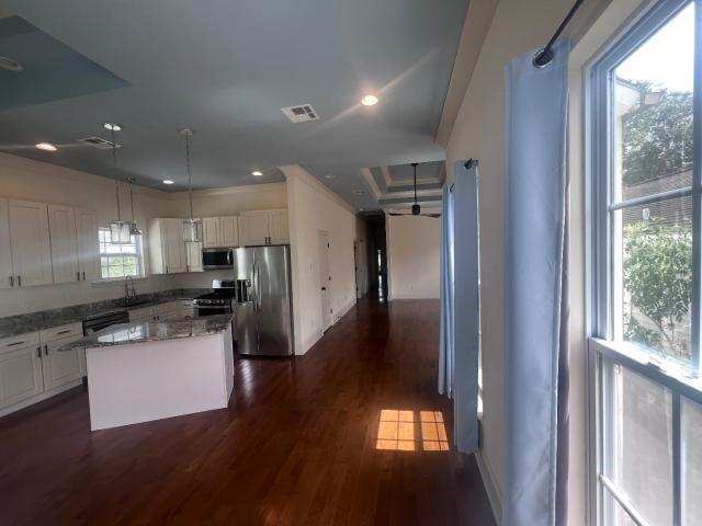 627 GORDON Street