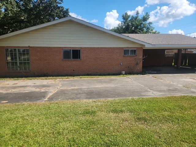 310 ESTATE Drive