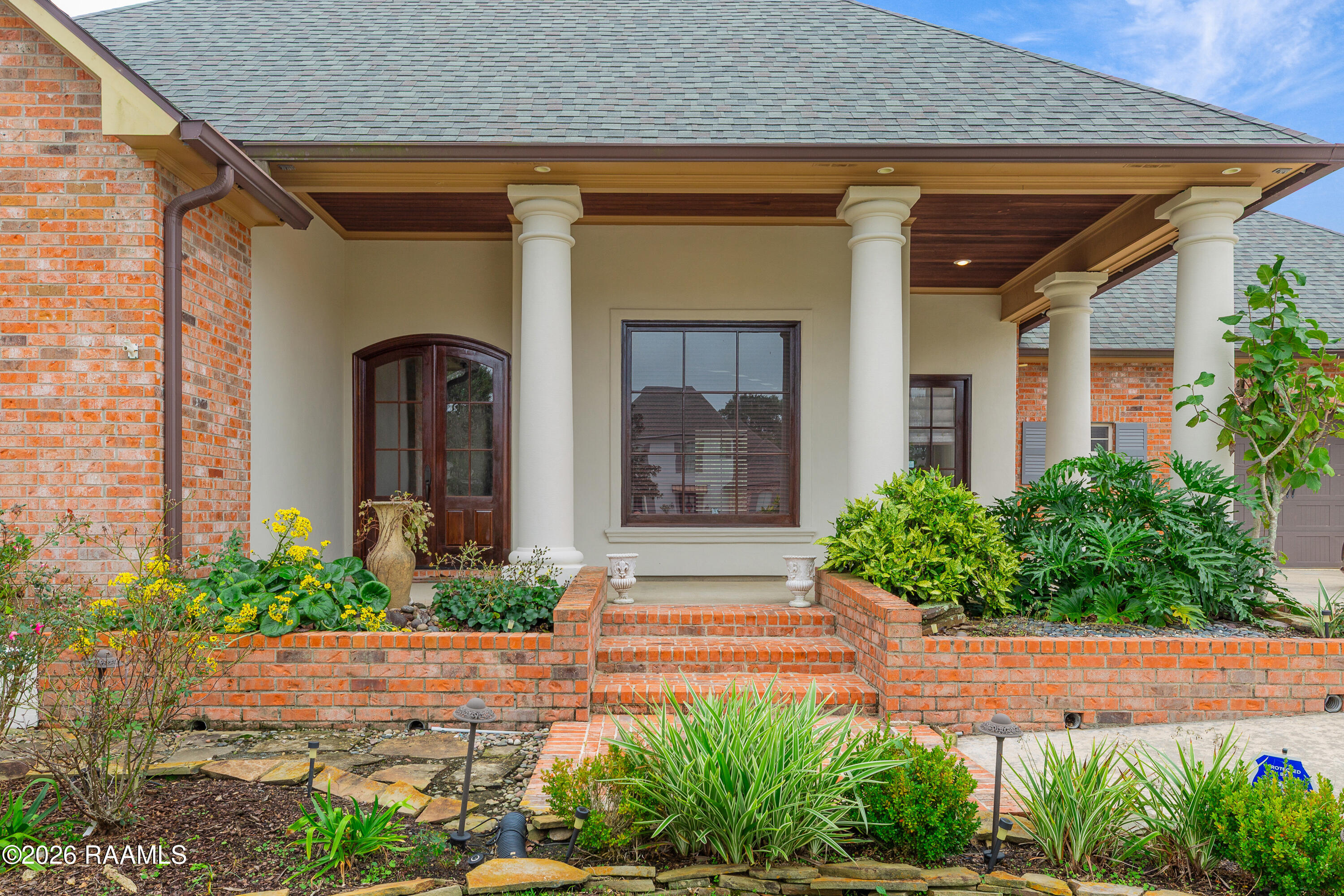 122 Maple Grove Lane