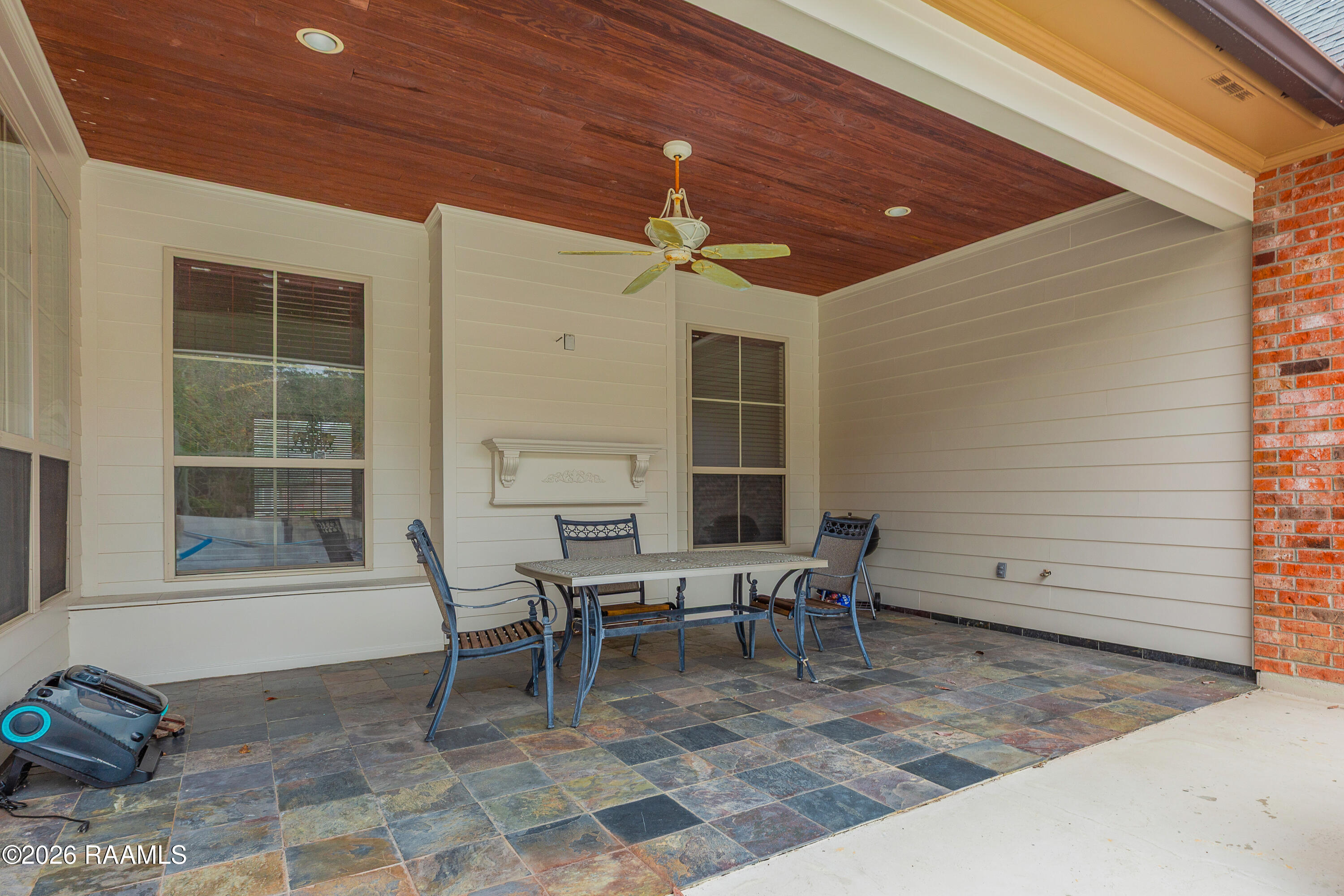 122 Maple Grove Lane