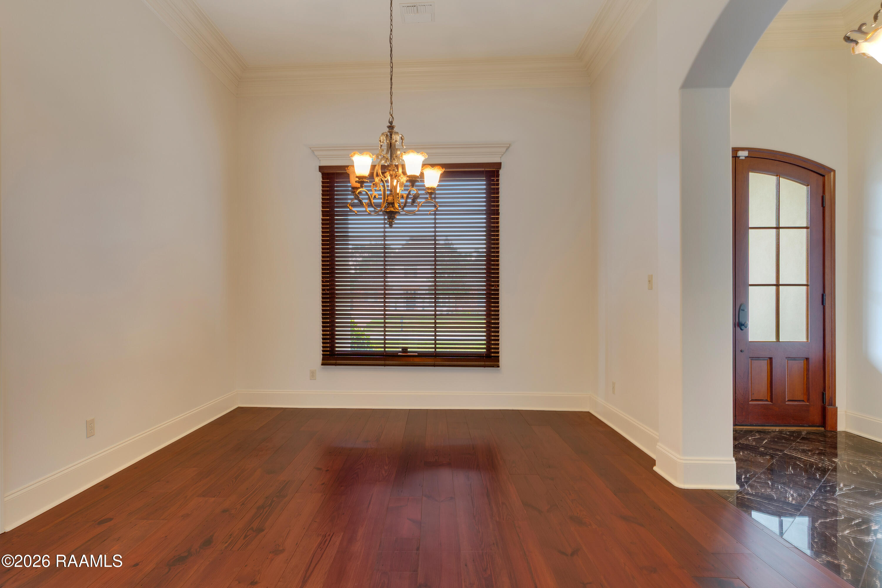 122 Maple Grove Lane