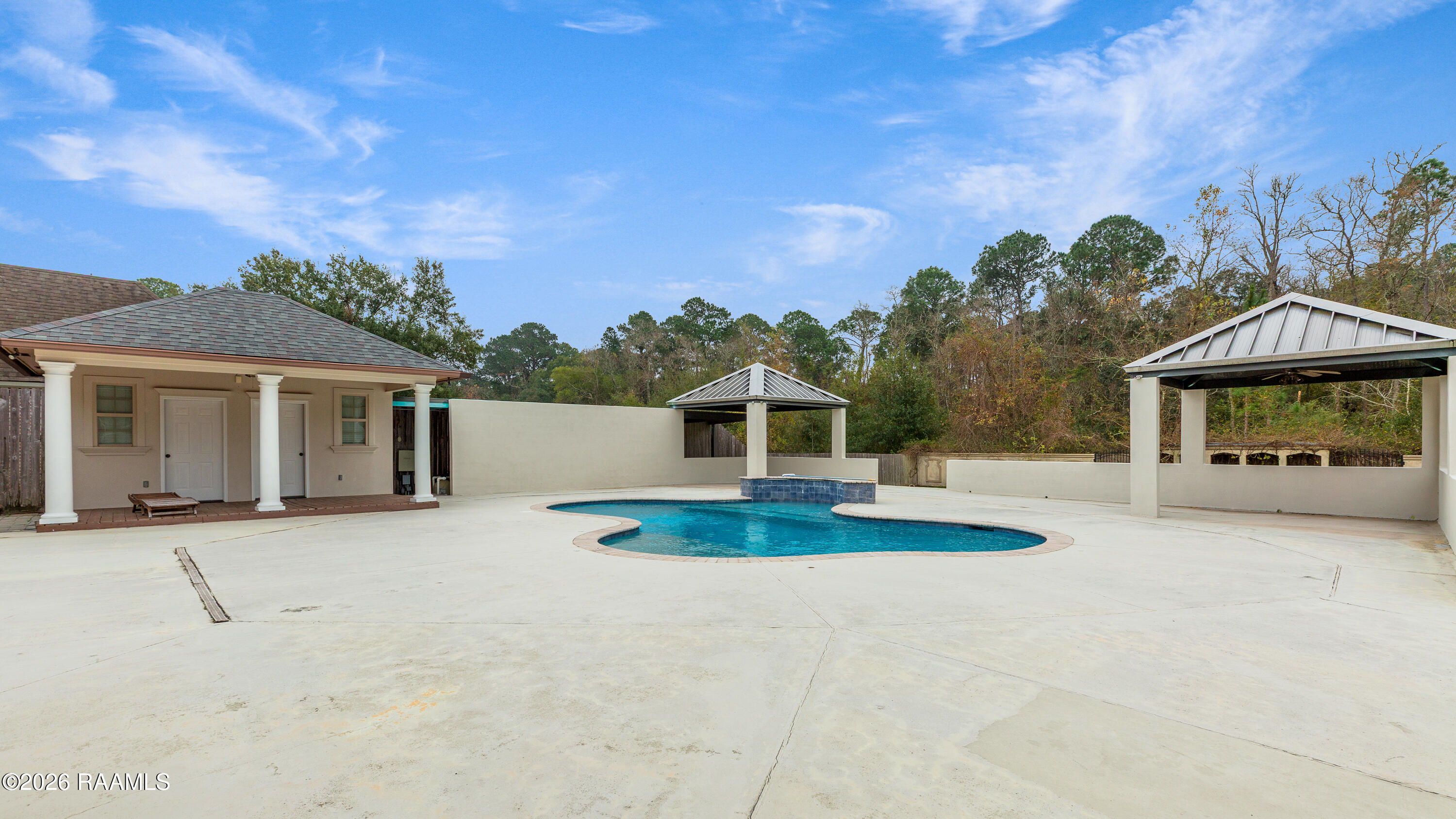 122 Maple Grove Lane