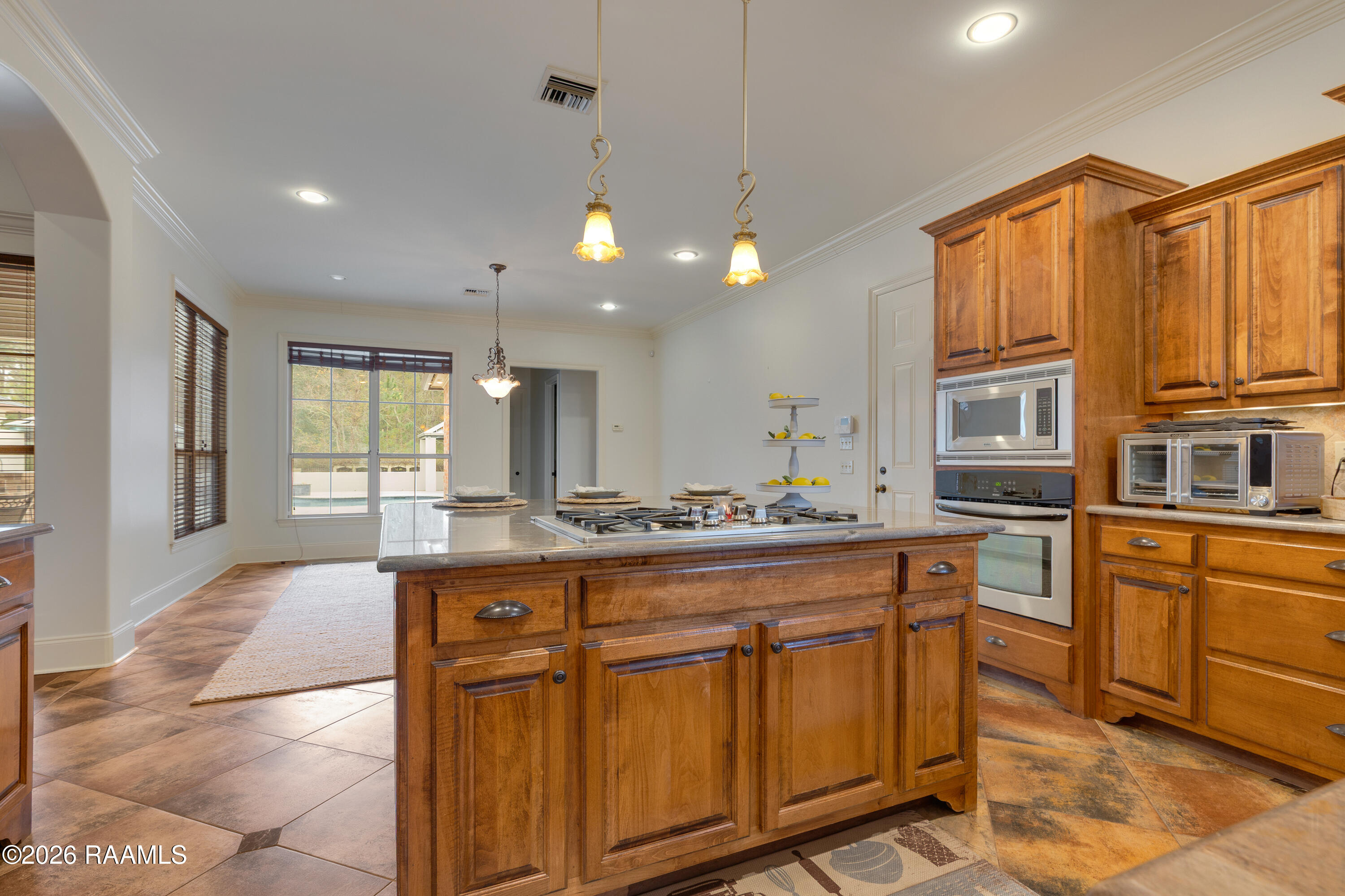 122 Maple Grove Lane