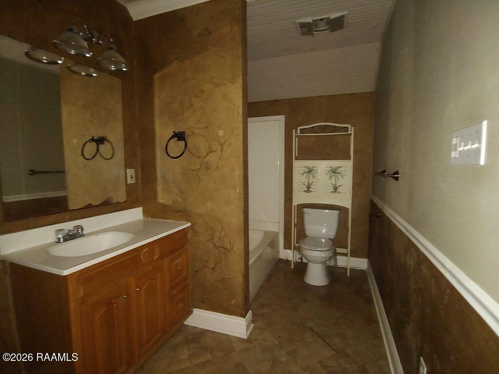 213 Coyote Run Lane