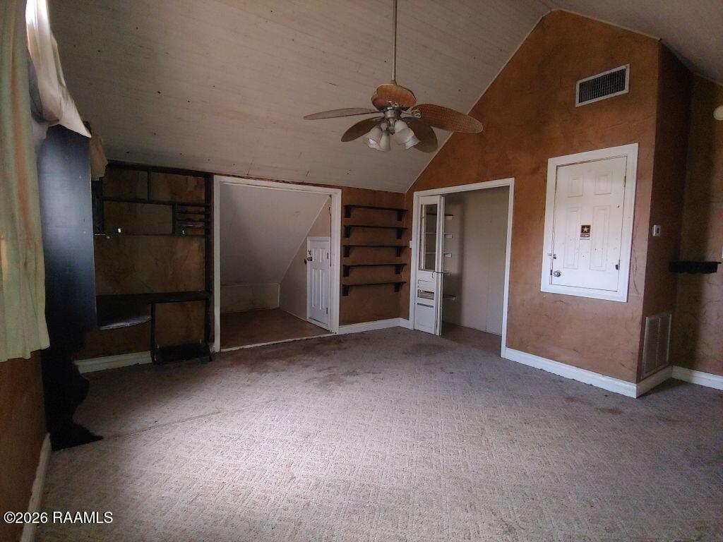 213 Coyote Run Lane