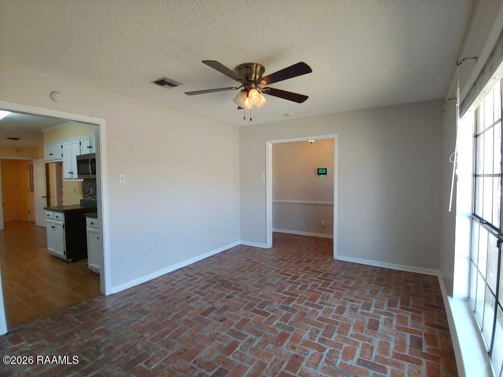 106 Pigeon Loop