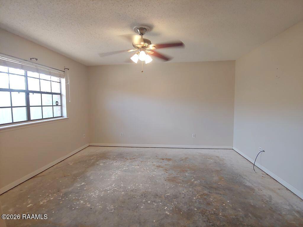 106 Pigeon Loop