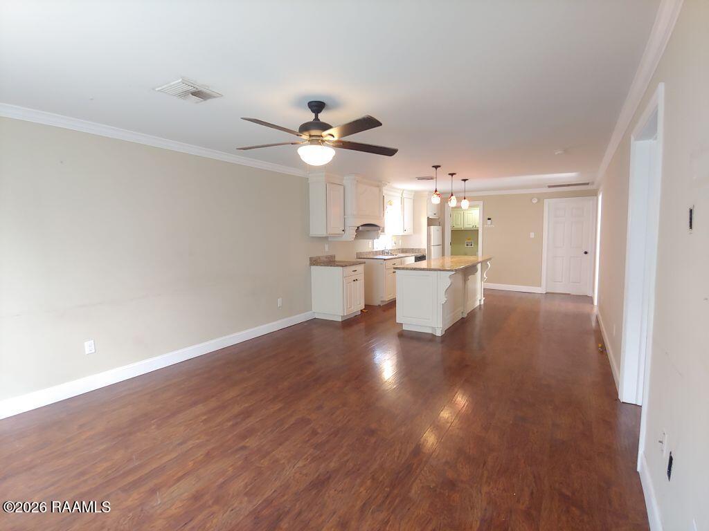 212 E 12th Street