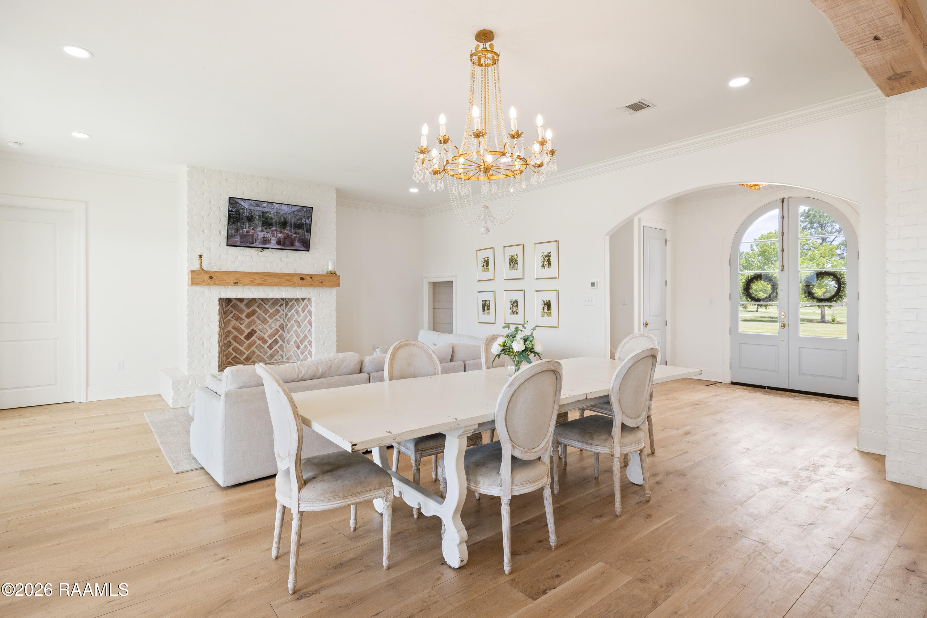 1044 The Lake Drive